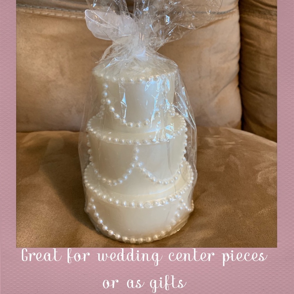 3-Tier Center piece Wedding Candles - Picture 2 of 3